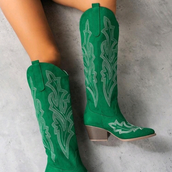 NEW WOMENS SLIP-ON WEDGE HEEL EMBROIDERY PATTERN COWGIRL BOOTS 👢 - Picture 3 of 8